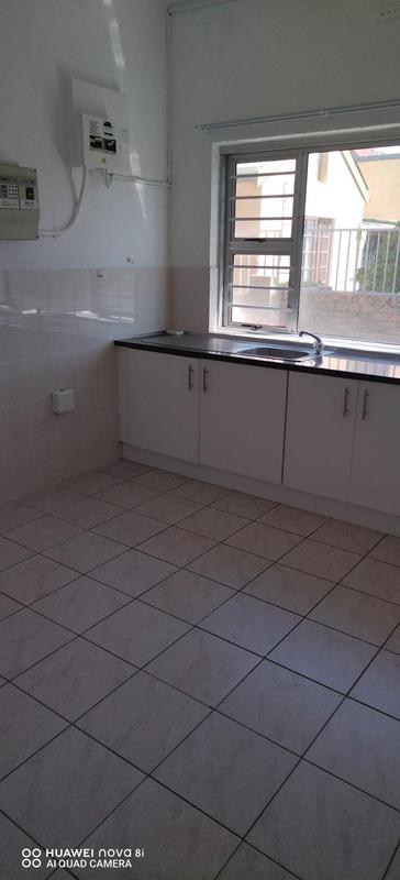 To Let 3 Bedroom Property for Rent in Muizenberg Western Cape